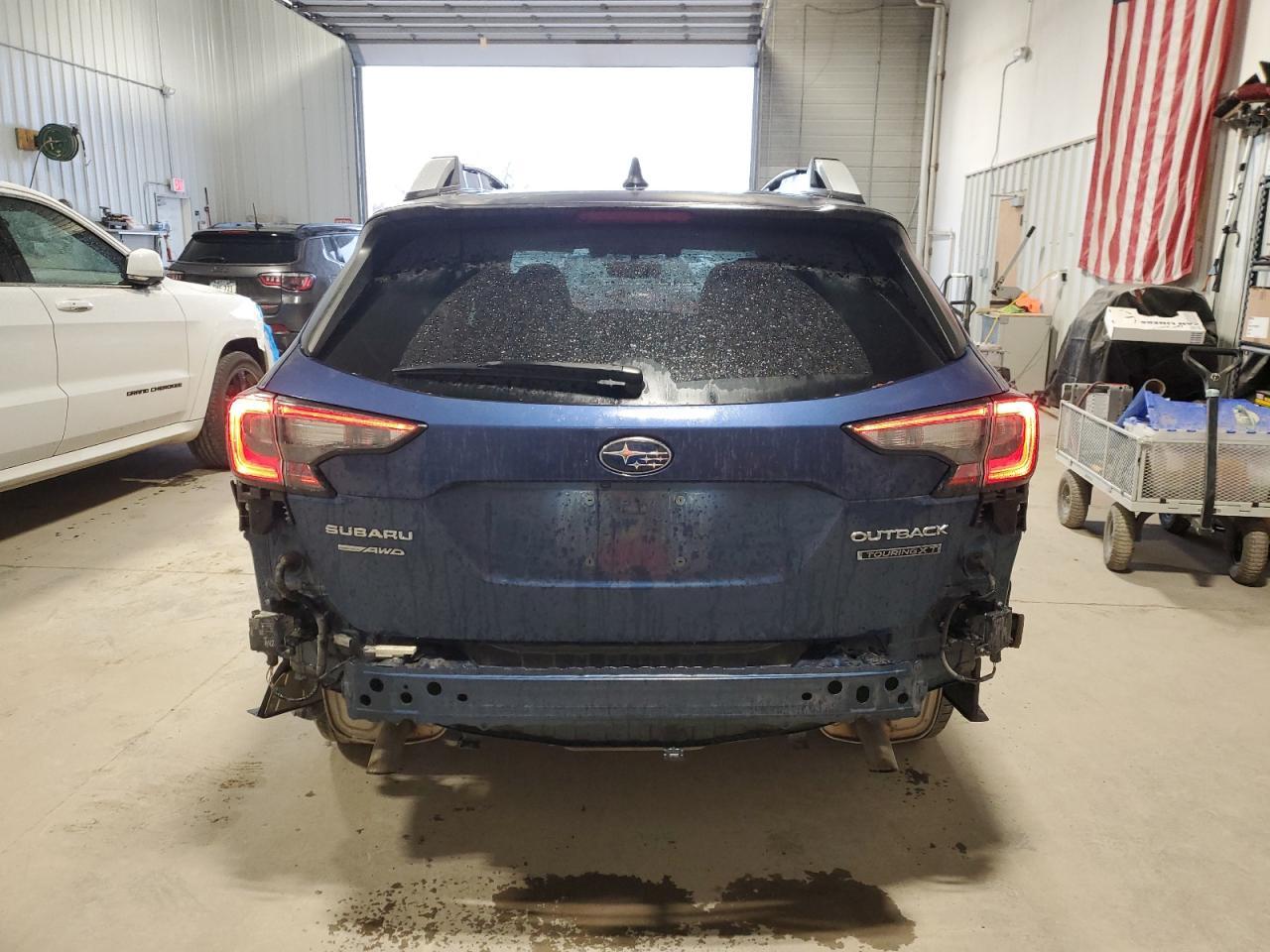 2022 SUBARU Outback