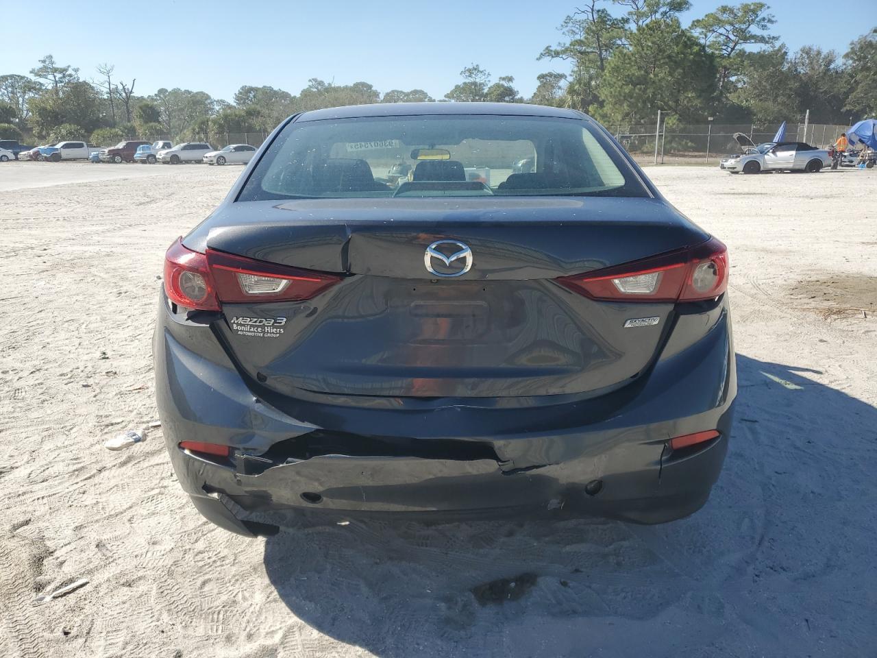 2016 MAZDA 3