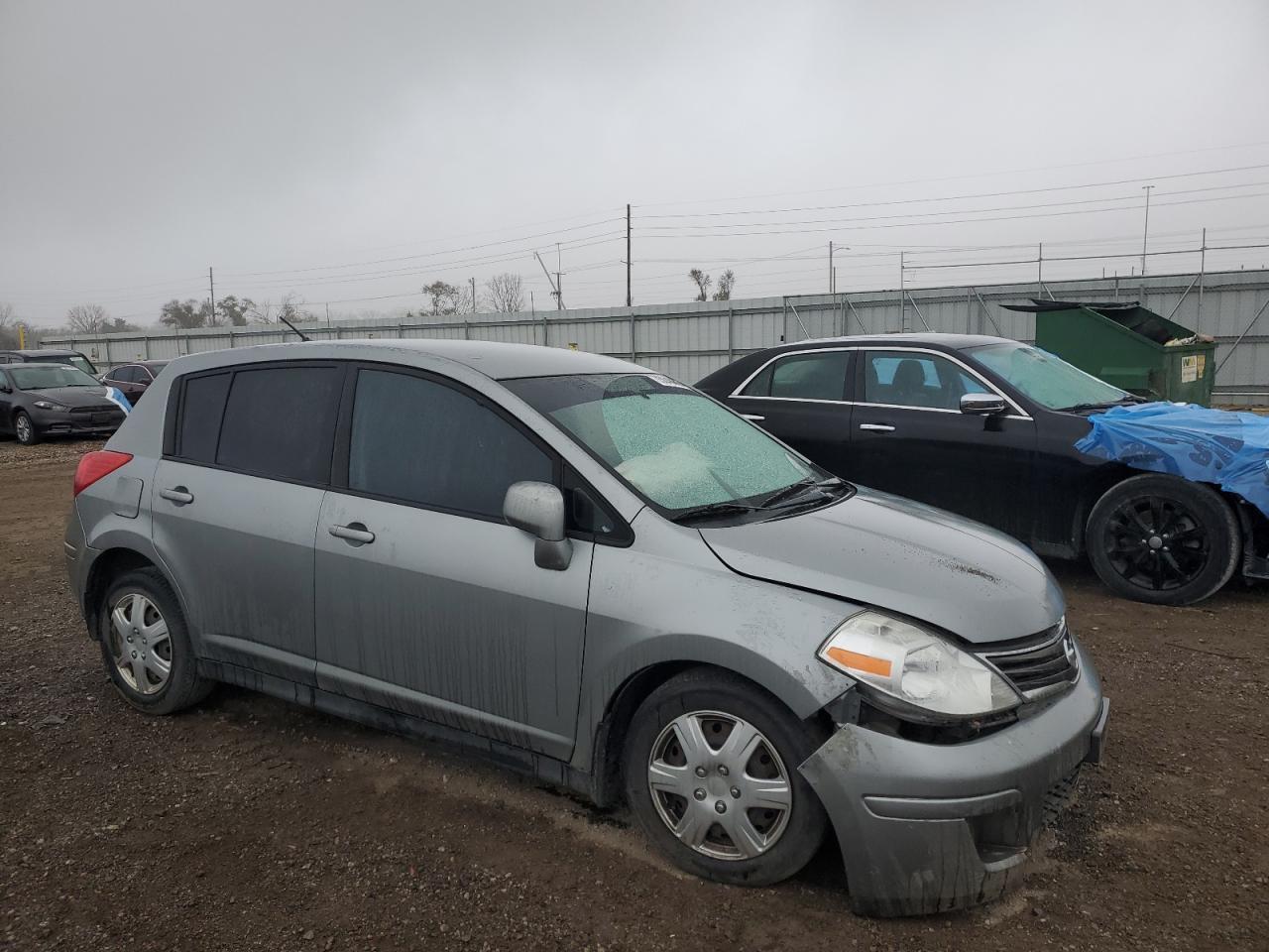 2011 NISSAN VERSA