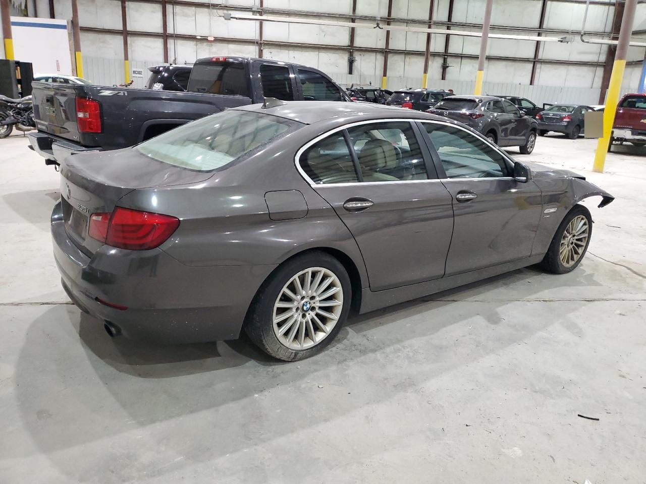 2011 BMW 5 series