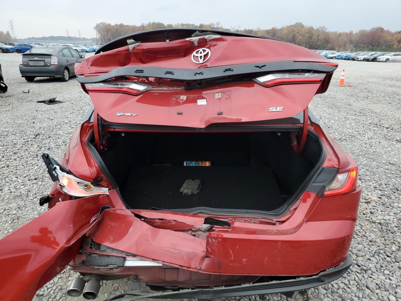 2025 TOYOTA CAMRY