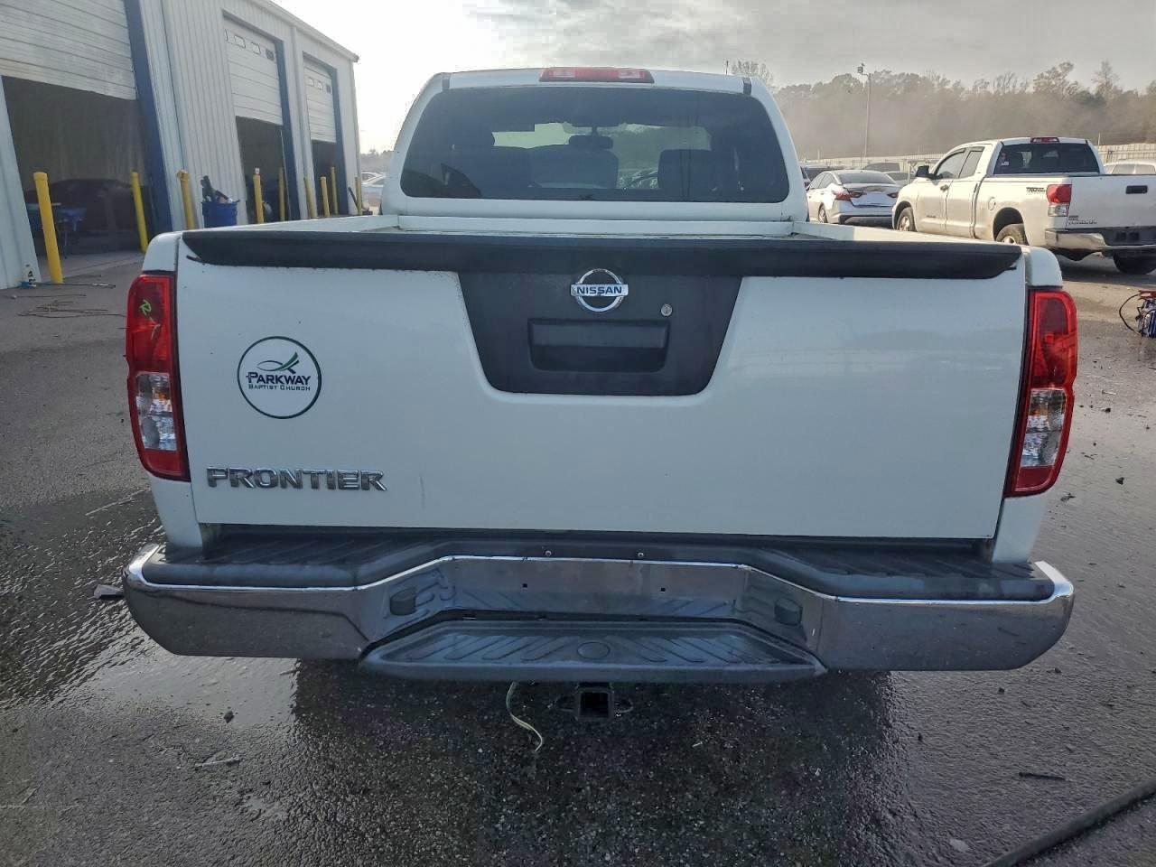 2016 NISSAN Frontier