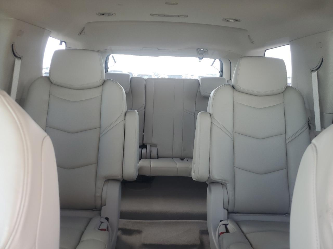 2017 CADILLAC ESCALADE