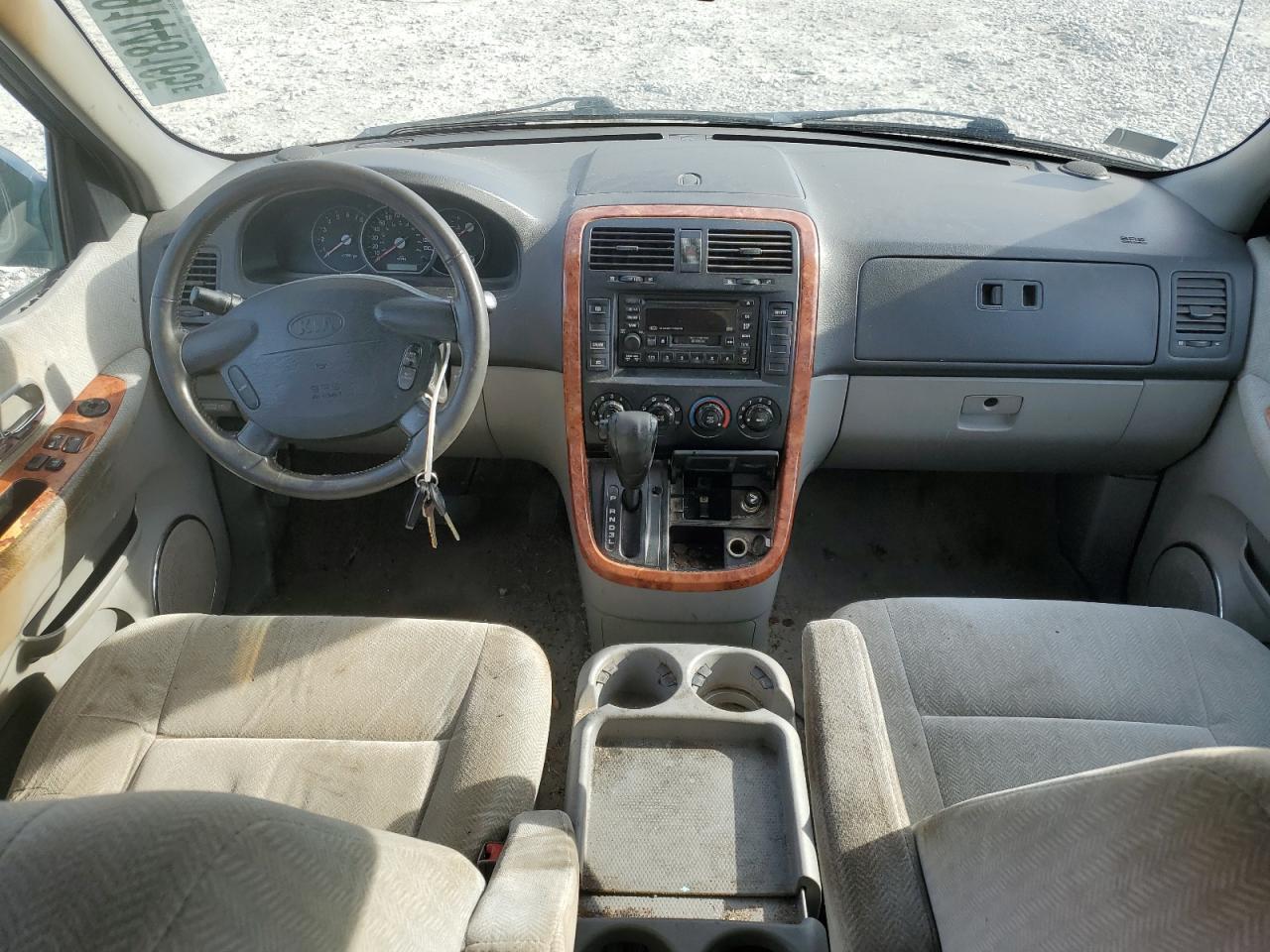 2004 KIA SEDONA