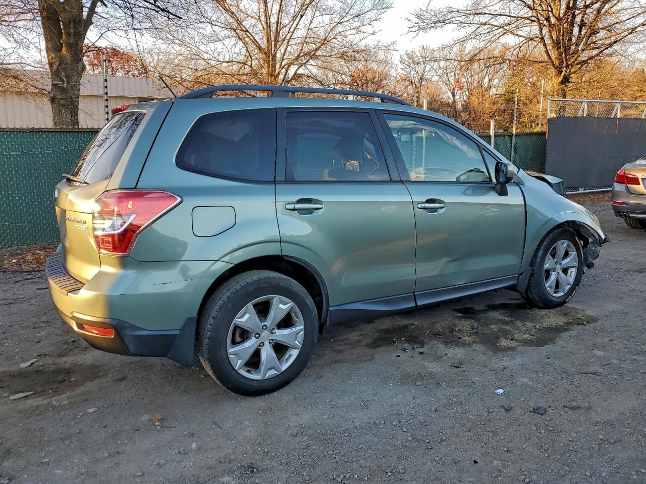 2015 SUBARU FORESTER