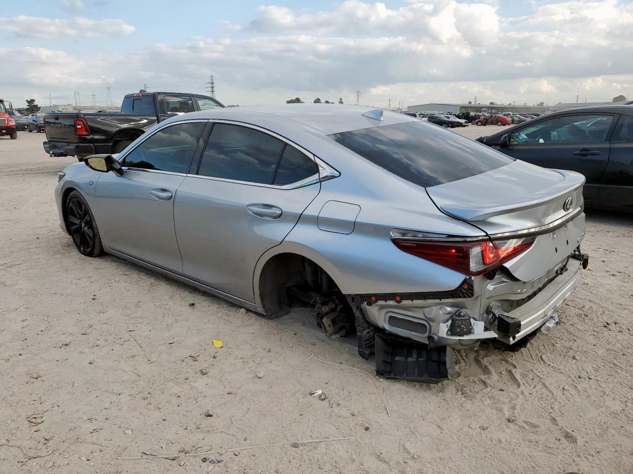 2022 LEXUS ES 350