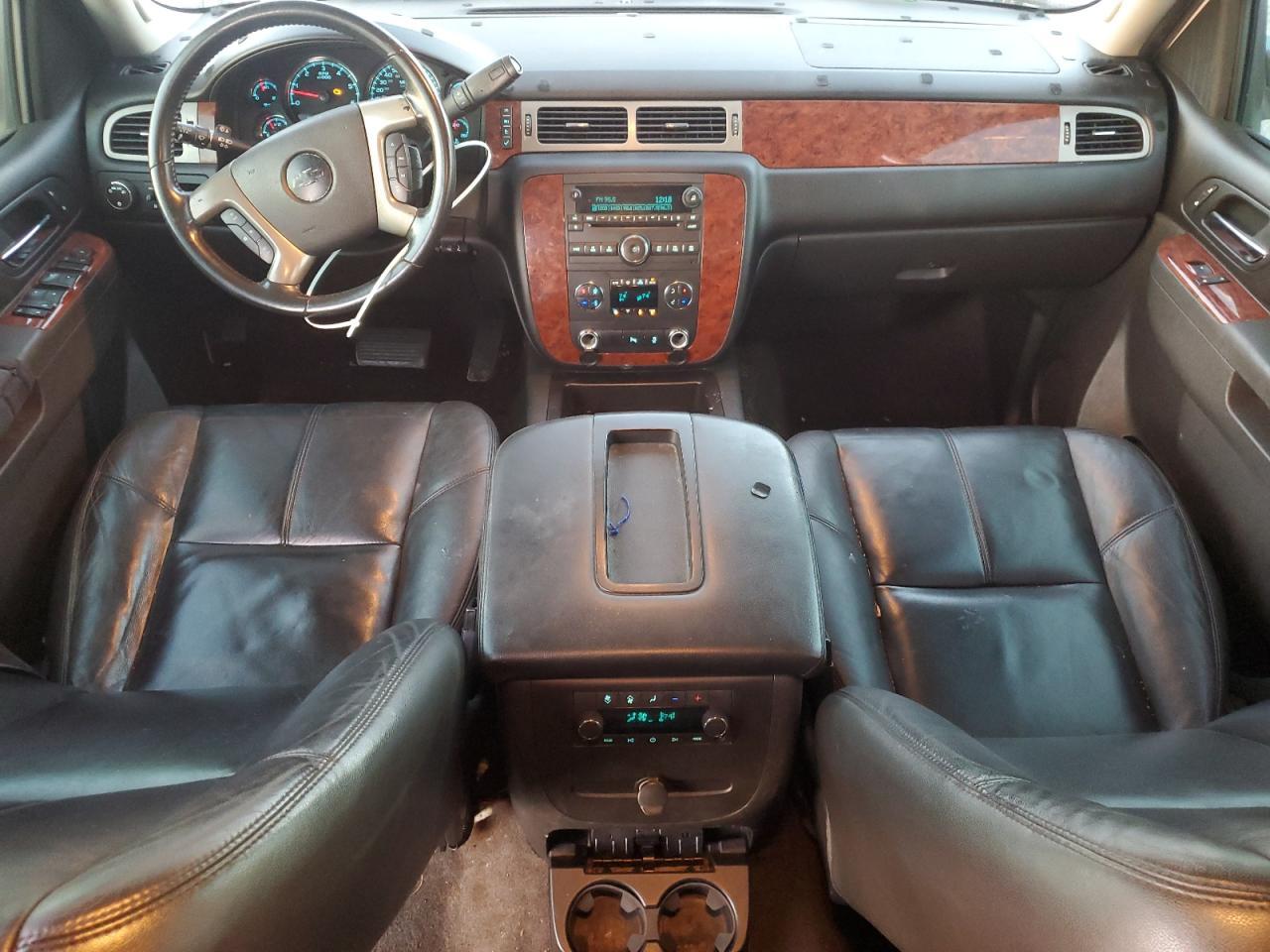 2012 CHEVROLET Suburban