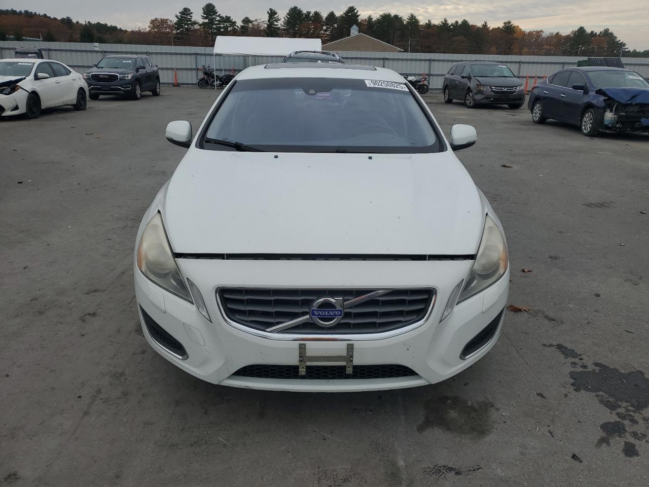2012 VOLVO S60