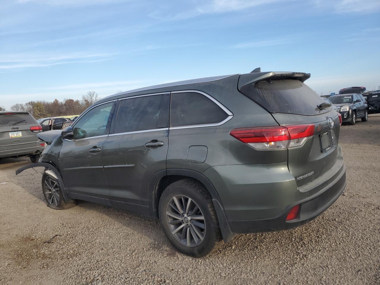 2019 TOYOTA HIGHLANDER
