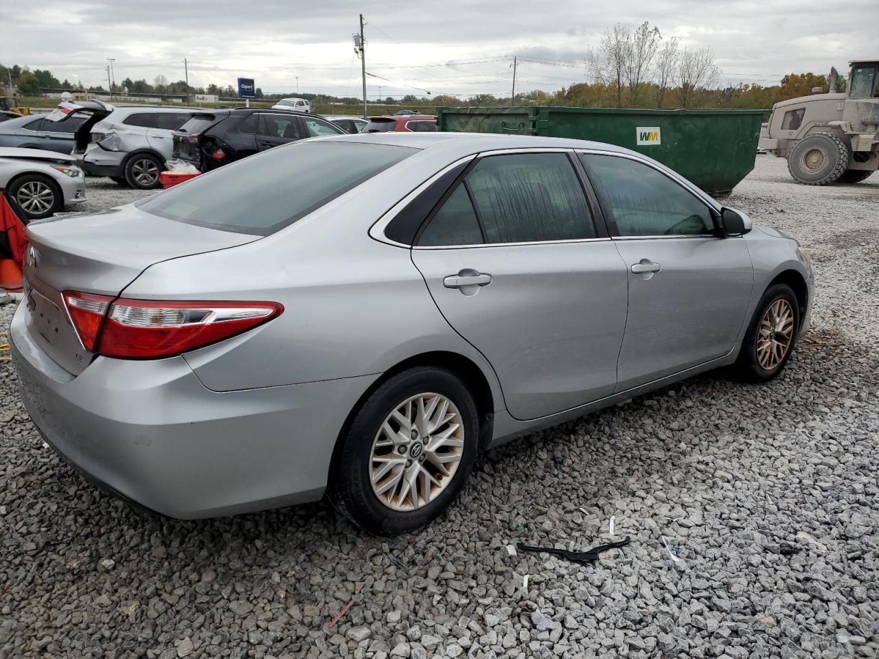 2016 TOYOTA CAMRY