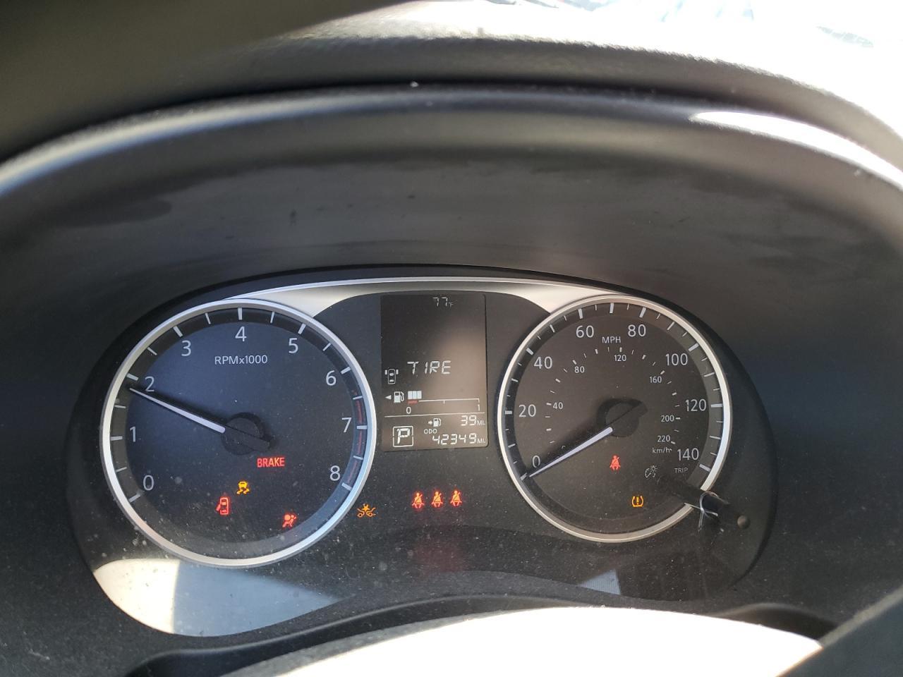 2023 NISSAN KICKS