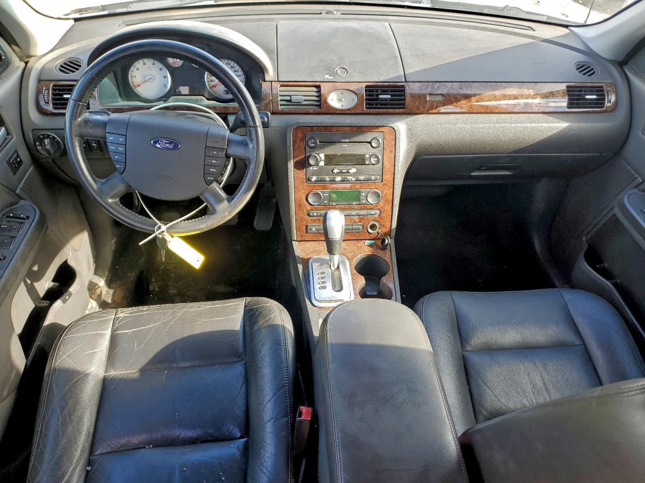 2005 FORD Five Hundred