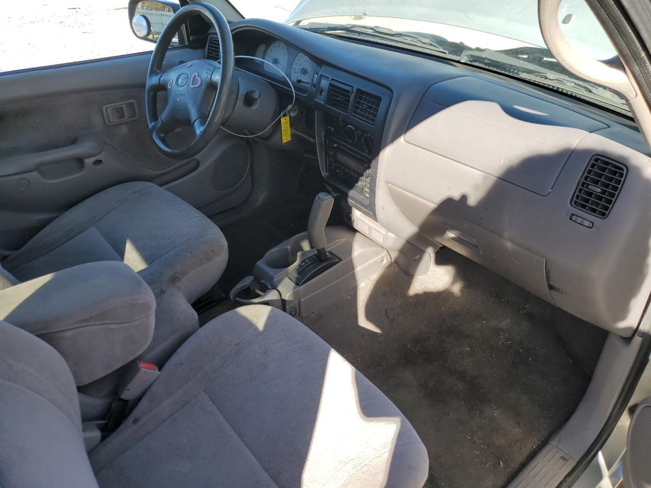 2002 TOYOTA TACOMA