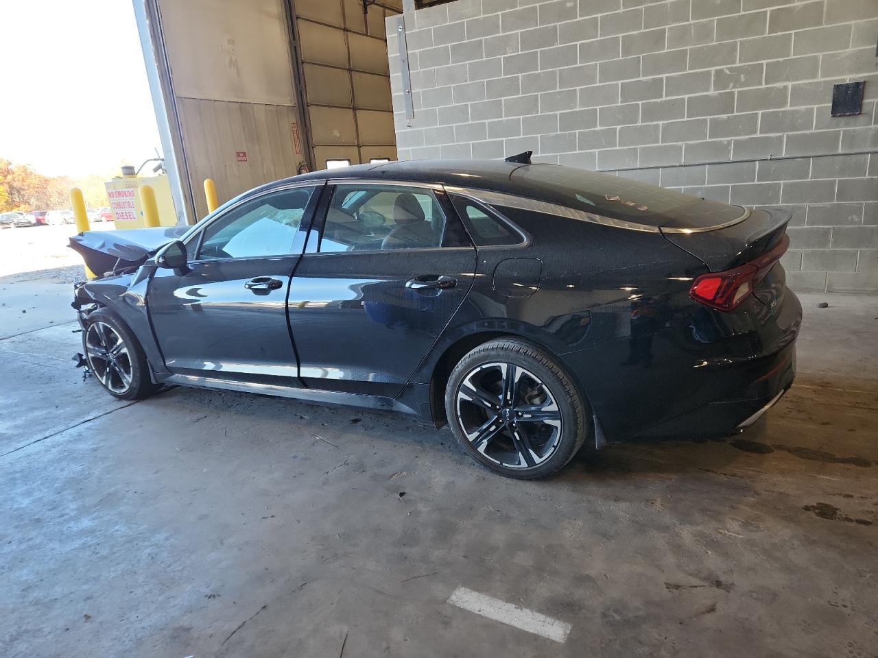 2023 KIA K5