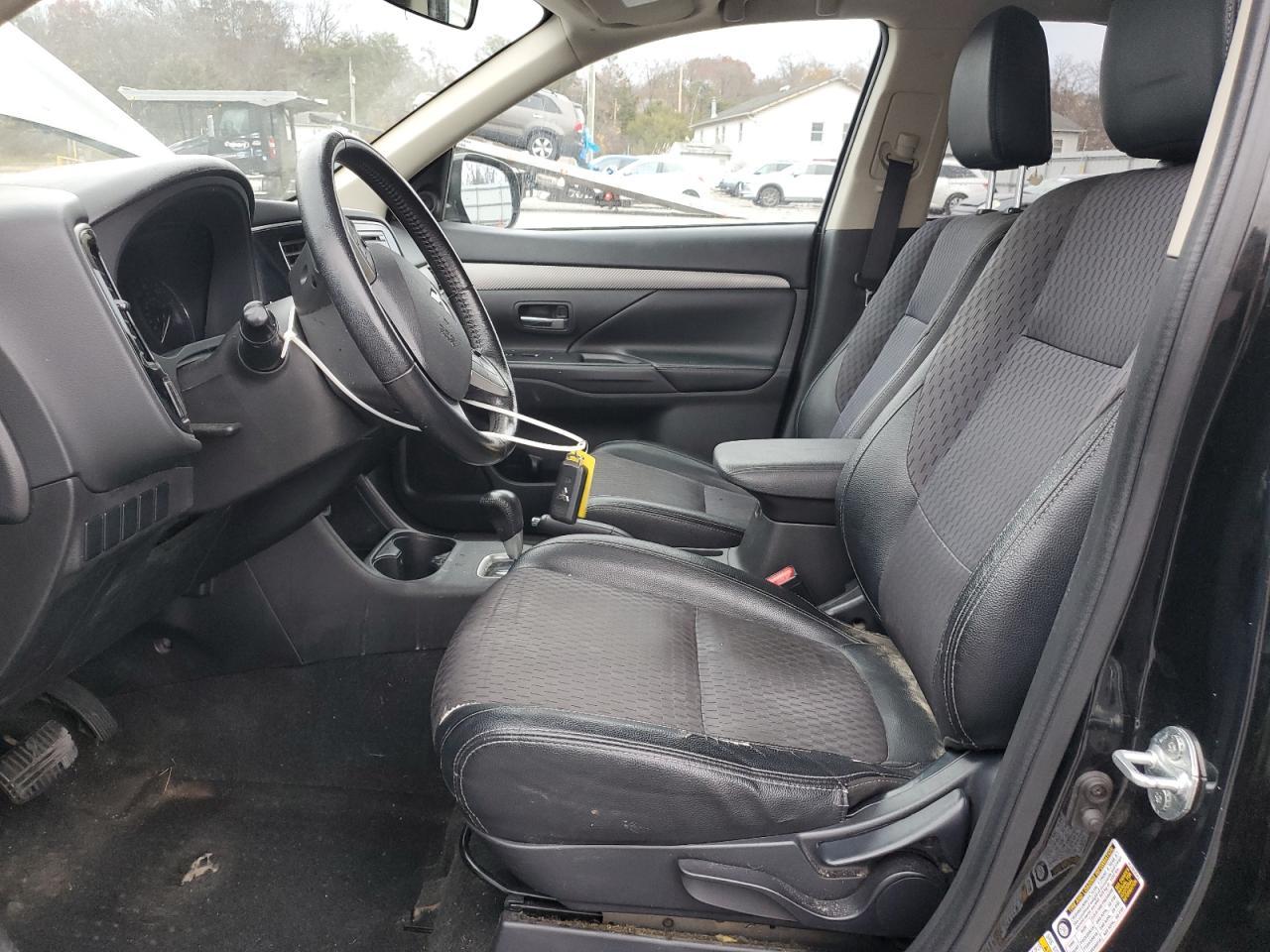 2015 MITSUBISHI outlander