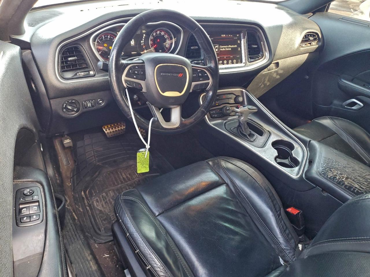 2016 DODGE Challenger