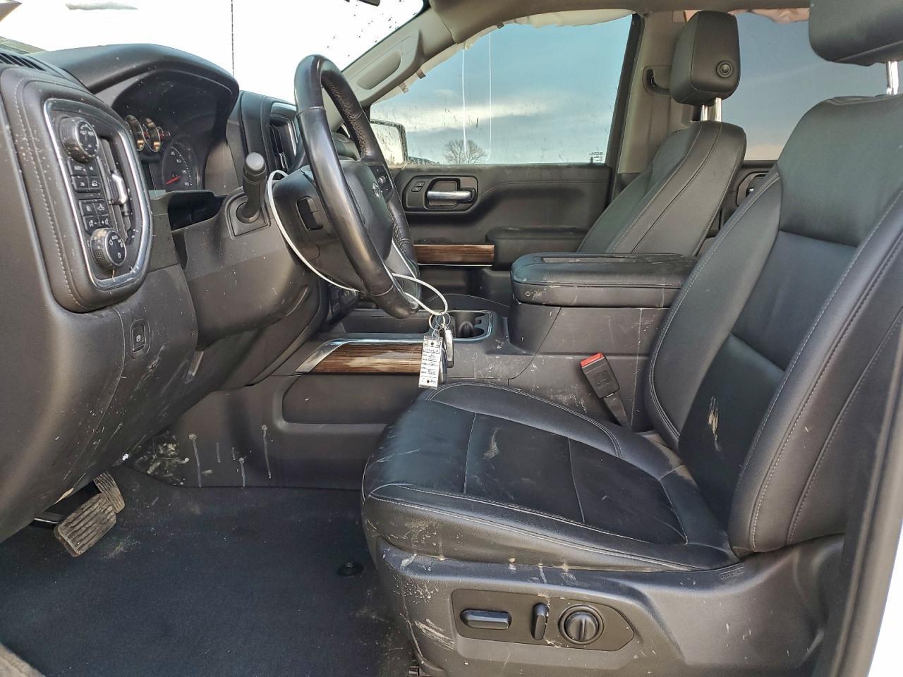 2021 CHEVROLET Silverado