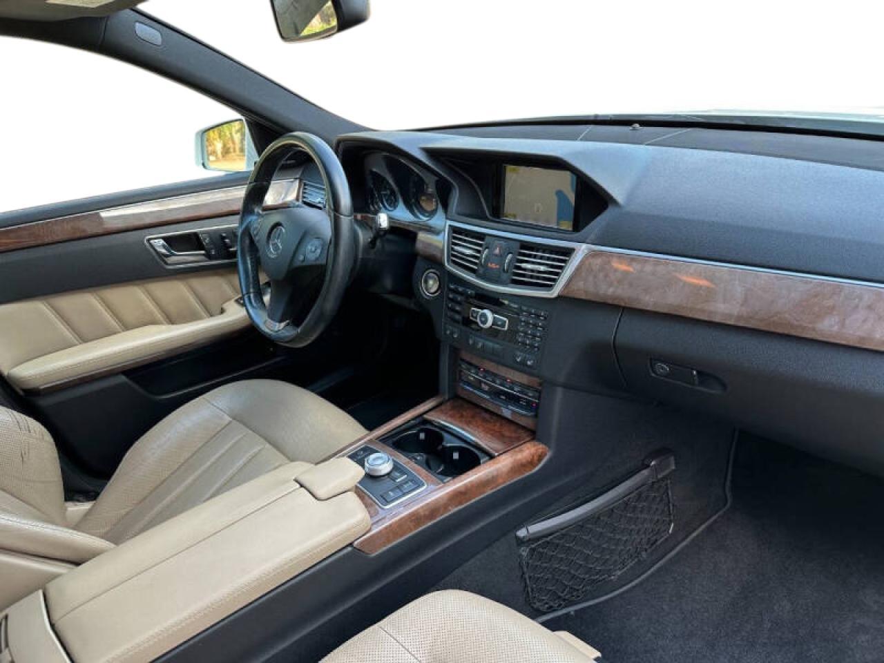 2011 MERCEDES-BENZ E-Class