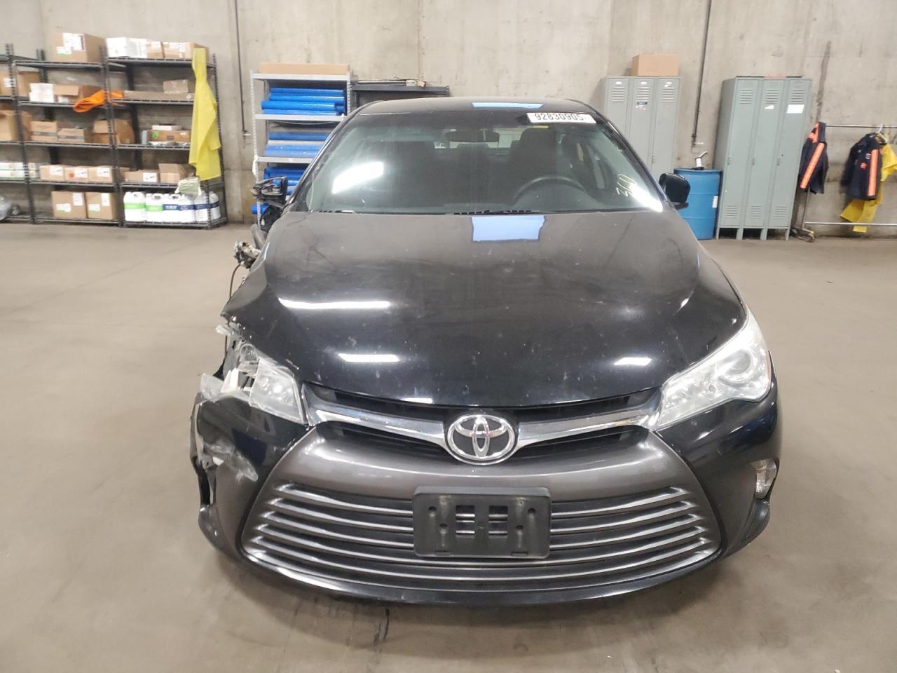 2016 TOYOTA CAMRY