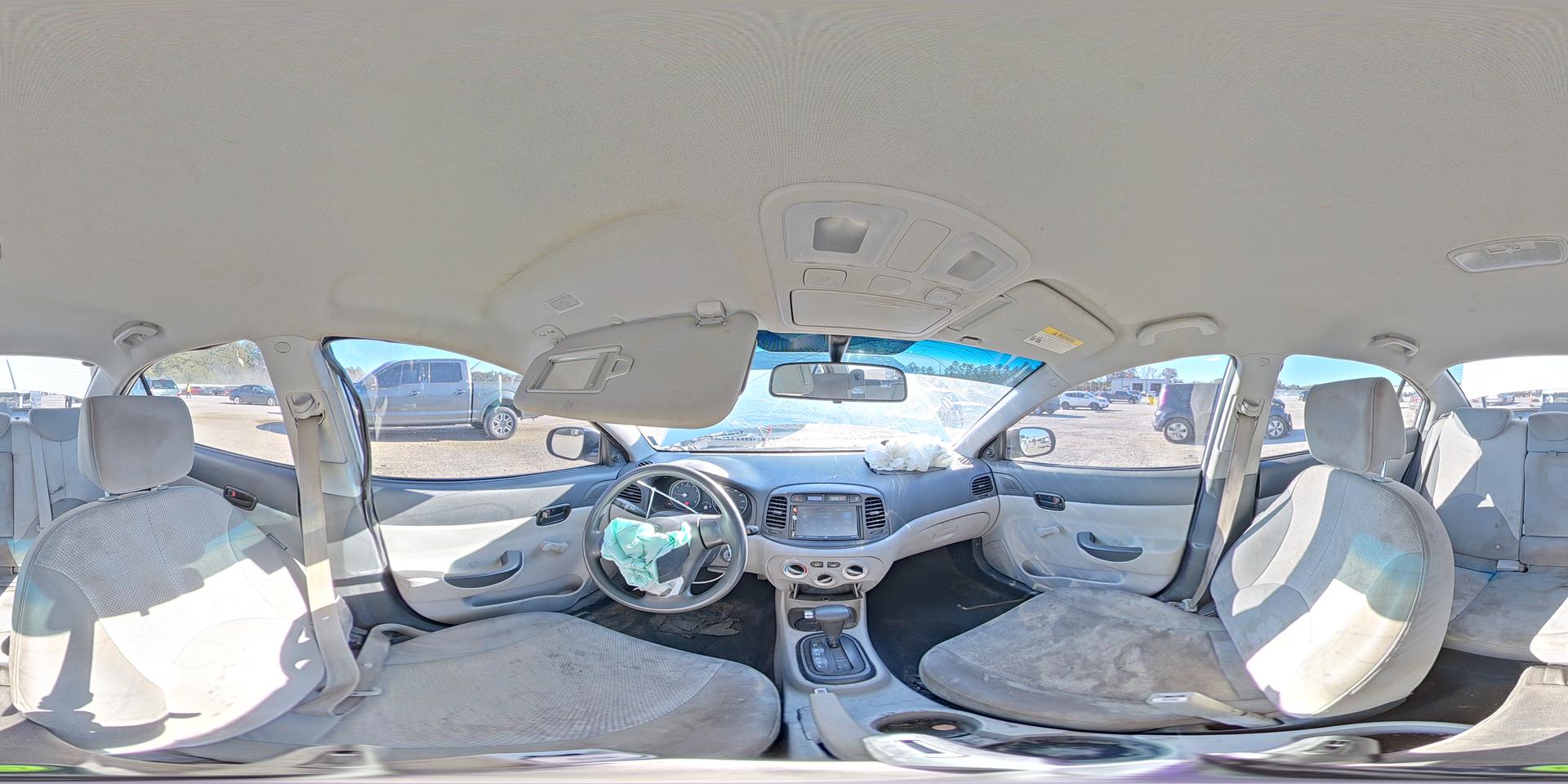 2011 HYUNDAI ACCENT