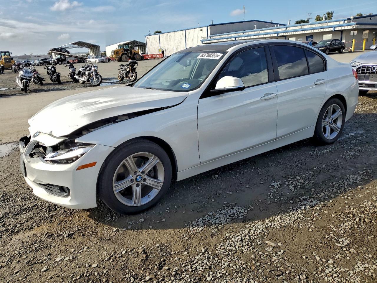 2015 BMW 3 SERIES