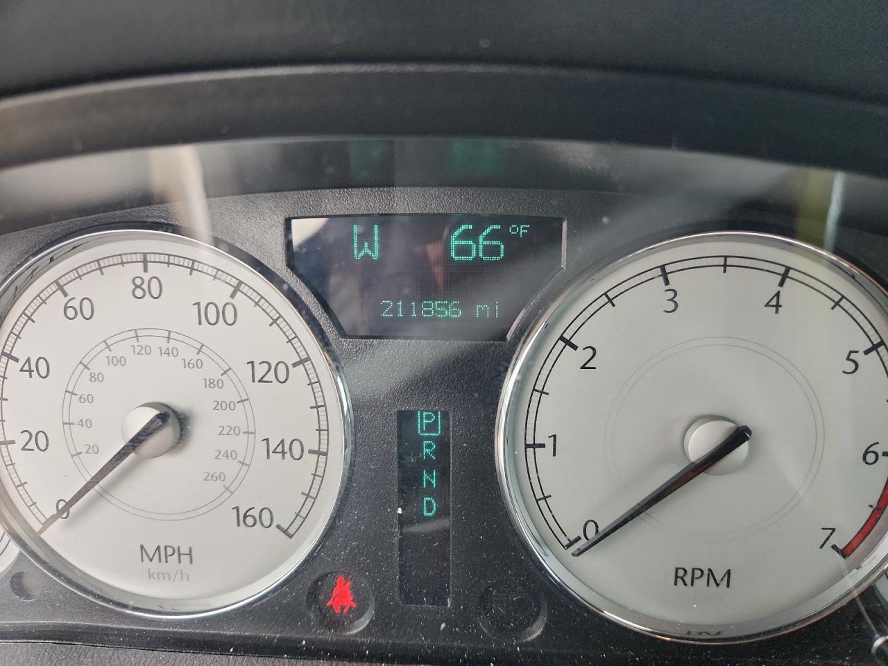 2005 CHRYSLER 300