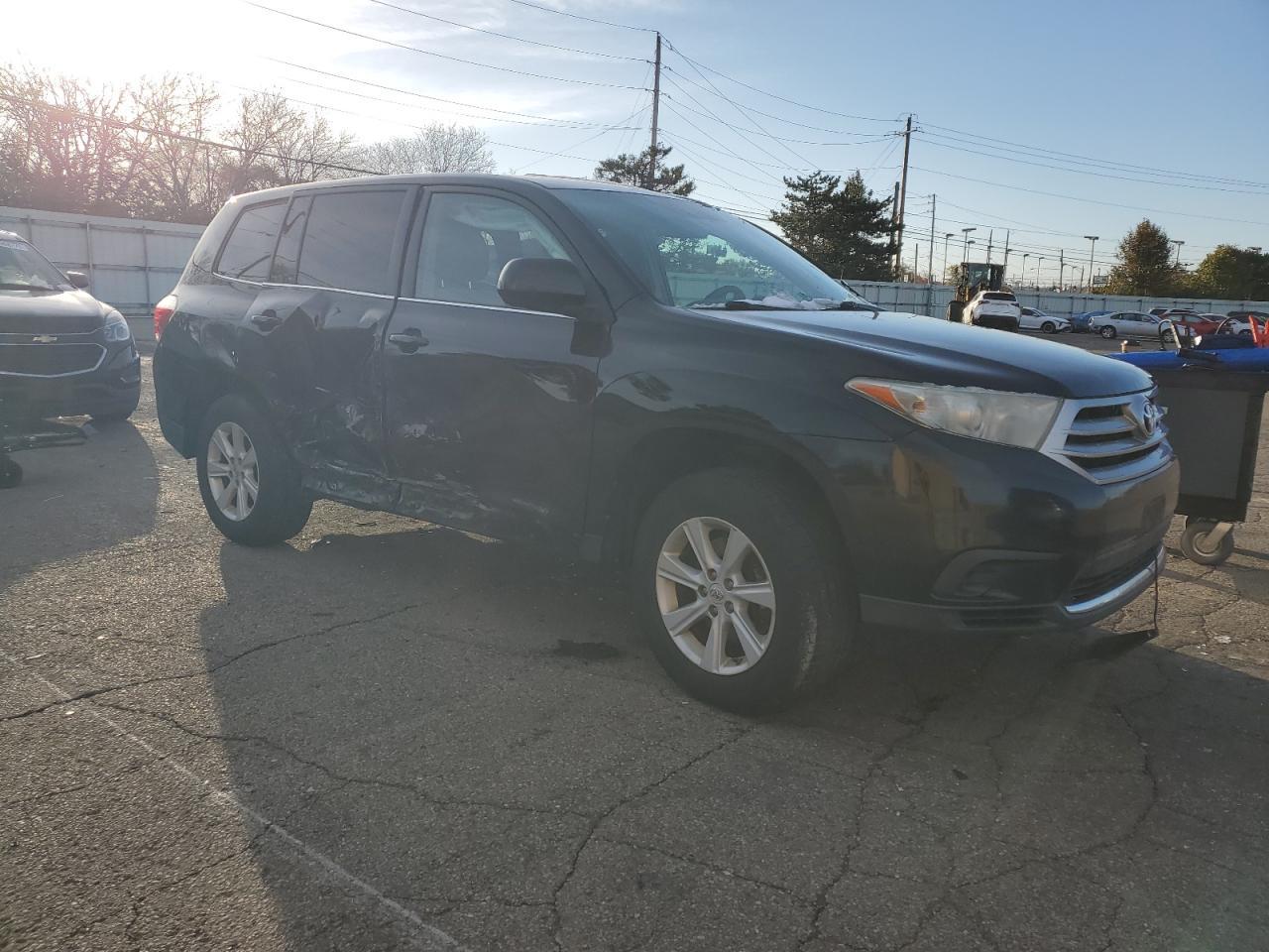 2013 TOYOTA HIGHLANDER