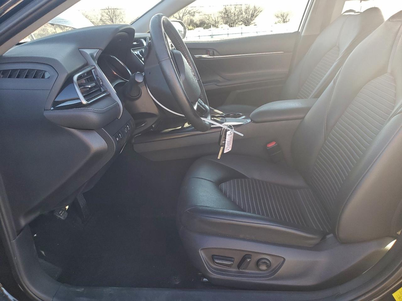 2020 TOYOTA CAMRY
