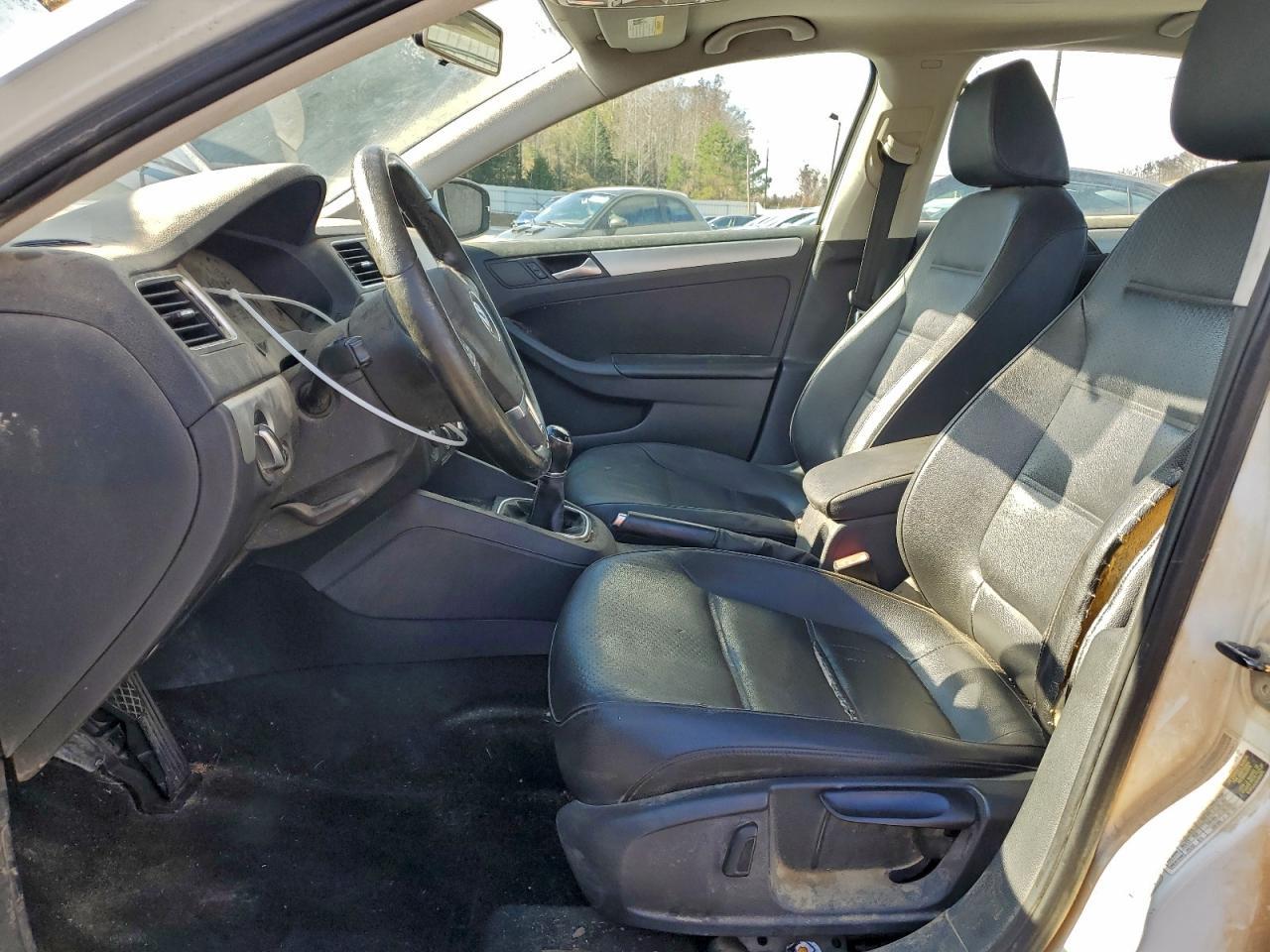 2014 VOLKSWAGEN JETTA