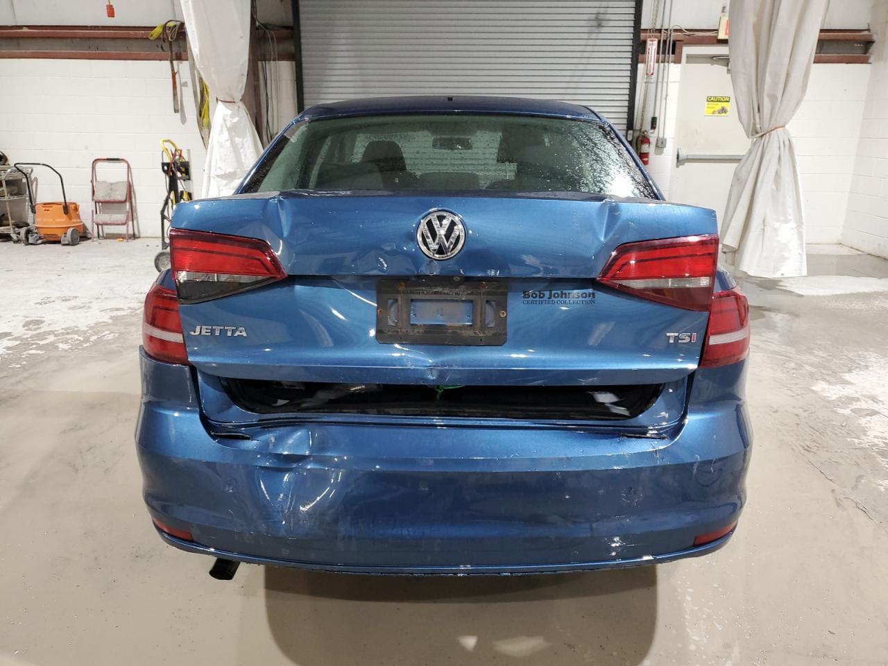 2017 VOLKSWAGEN JETTA