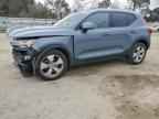 2022 VOLVO XC40