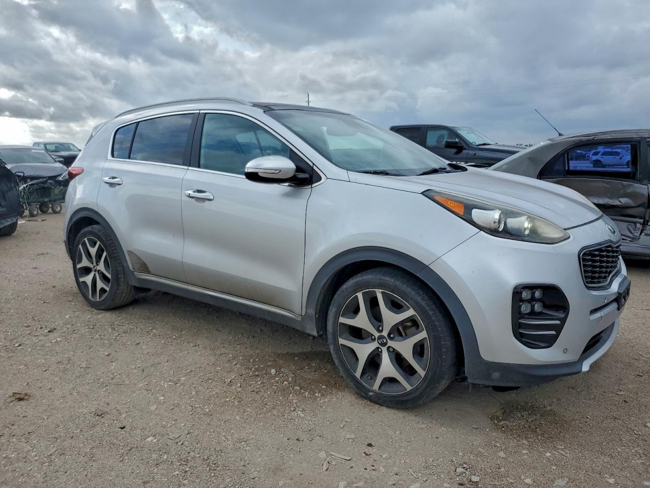 2017 KIA SPORTAGE