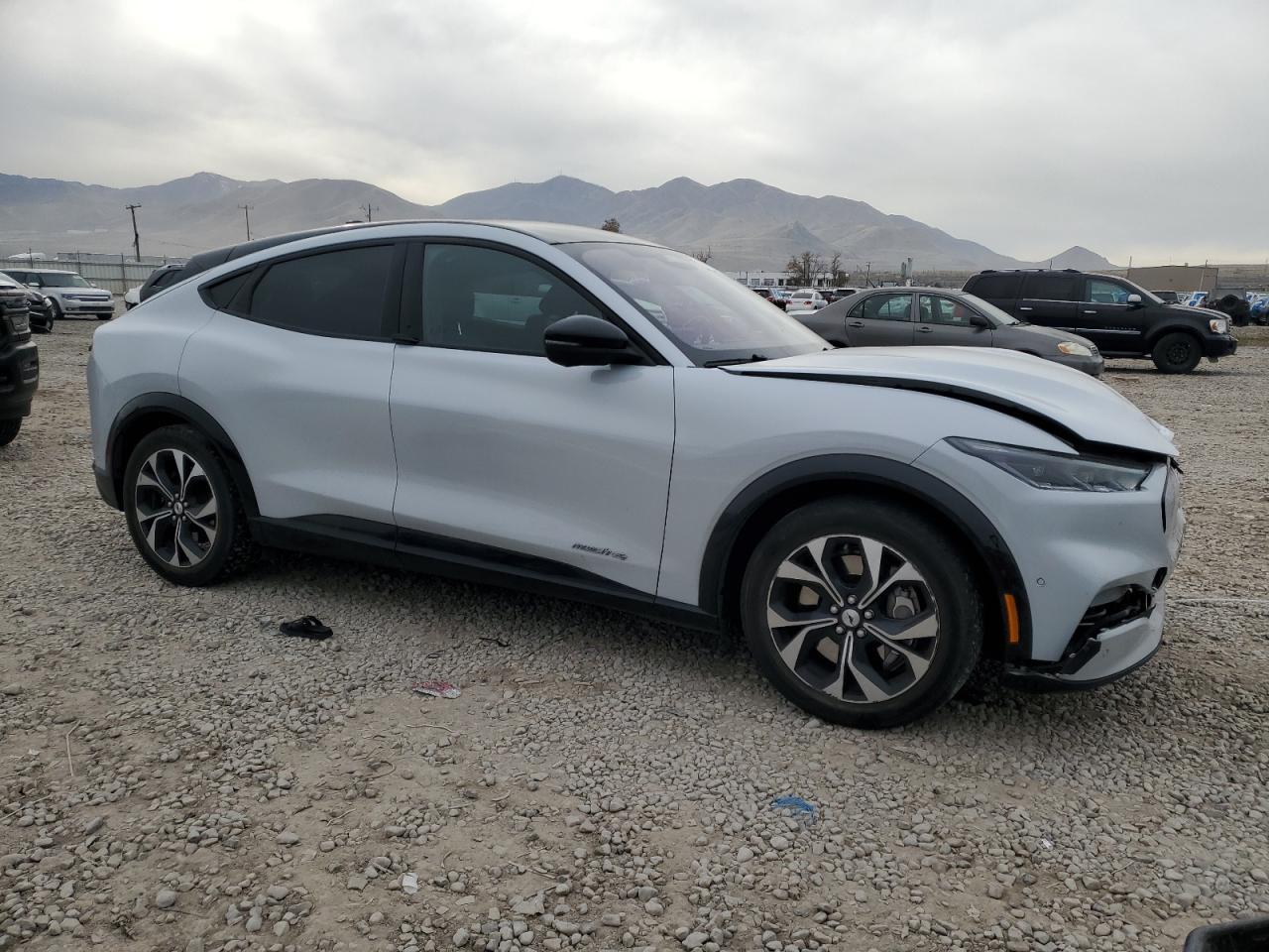 2021 FORD Mustang Mach-E