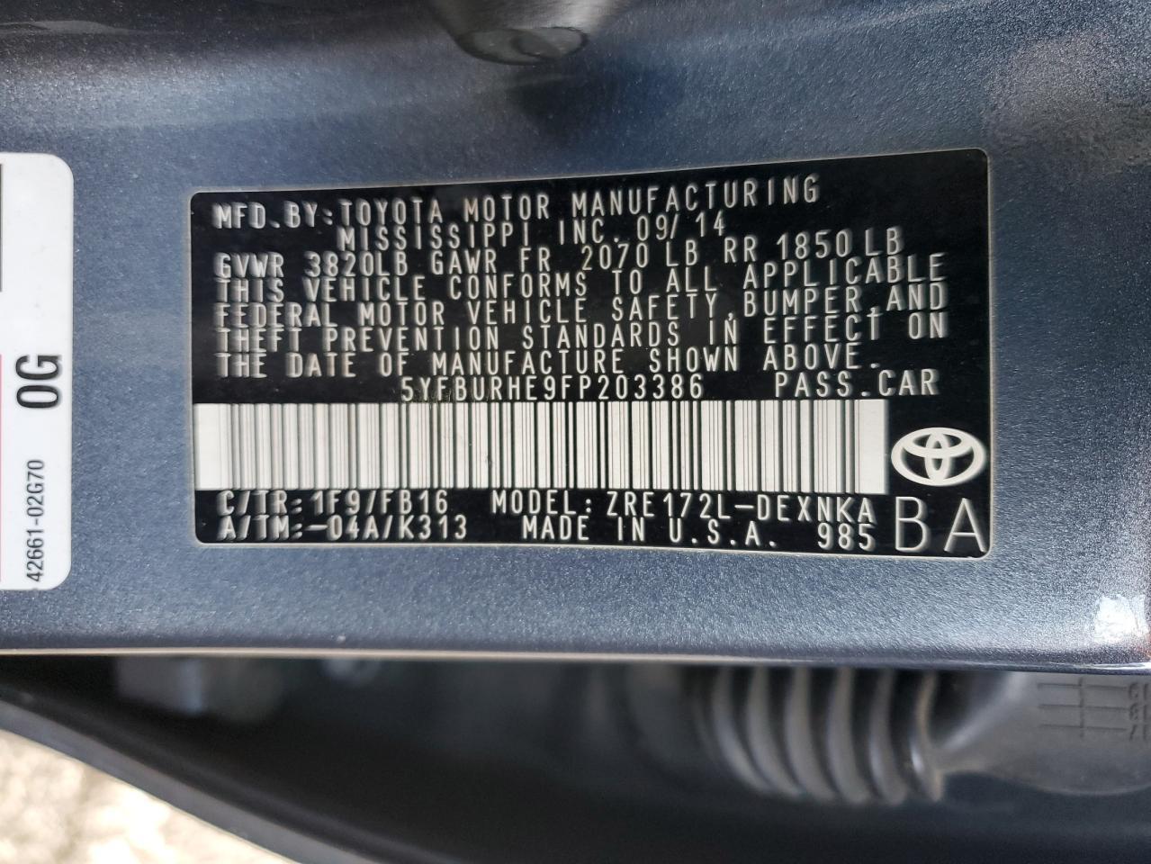 2015 TOYOTA COROLLA