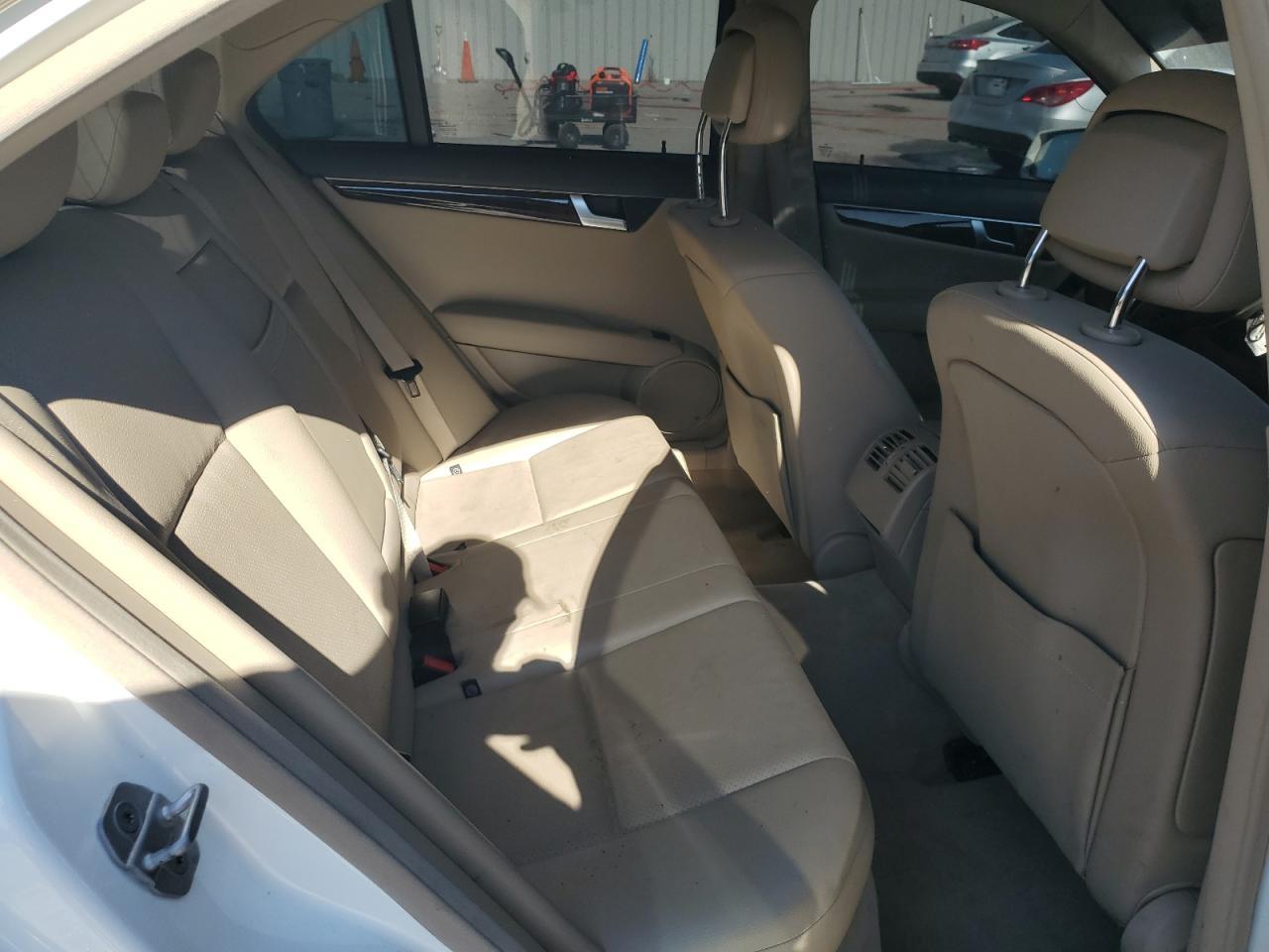 2012 MERCEDES-BENZ C-CLASS