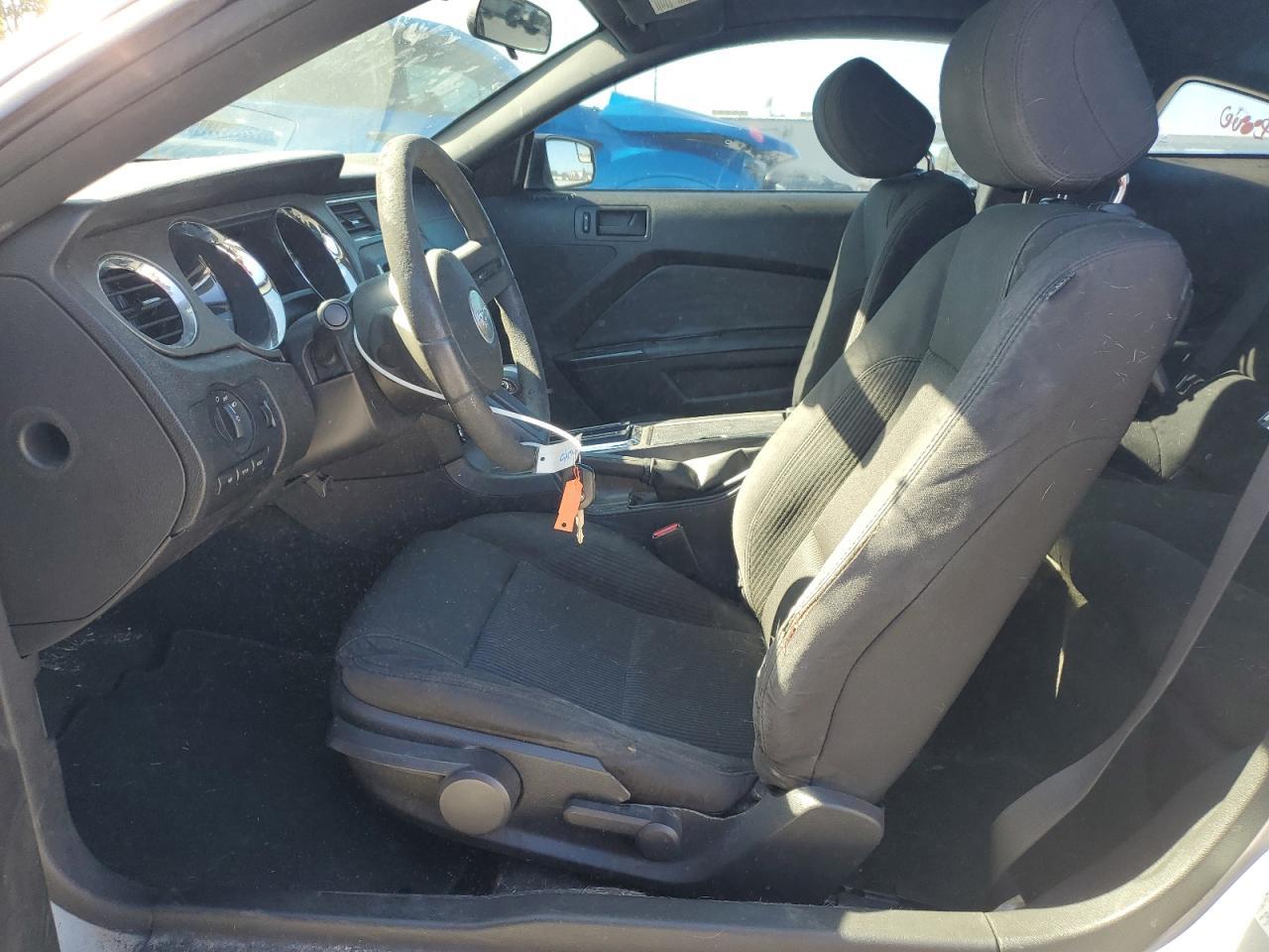 2012 FORD MUSTANG
