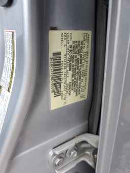 2011 NISSAN VERSA