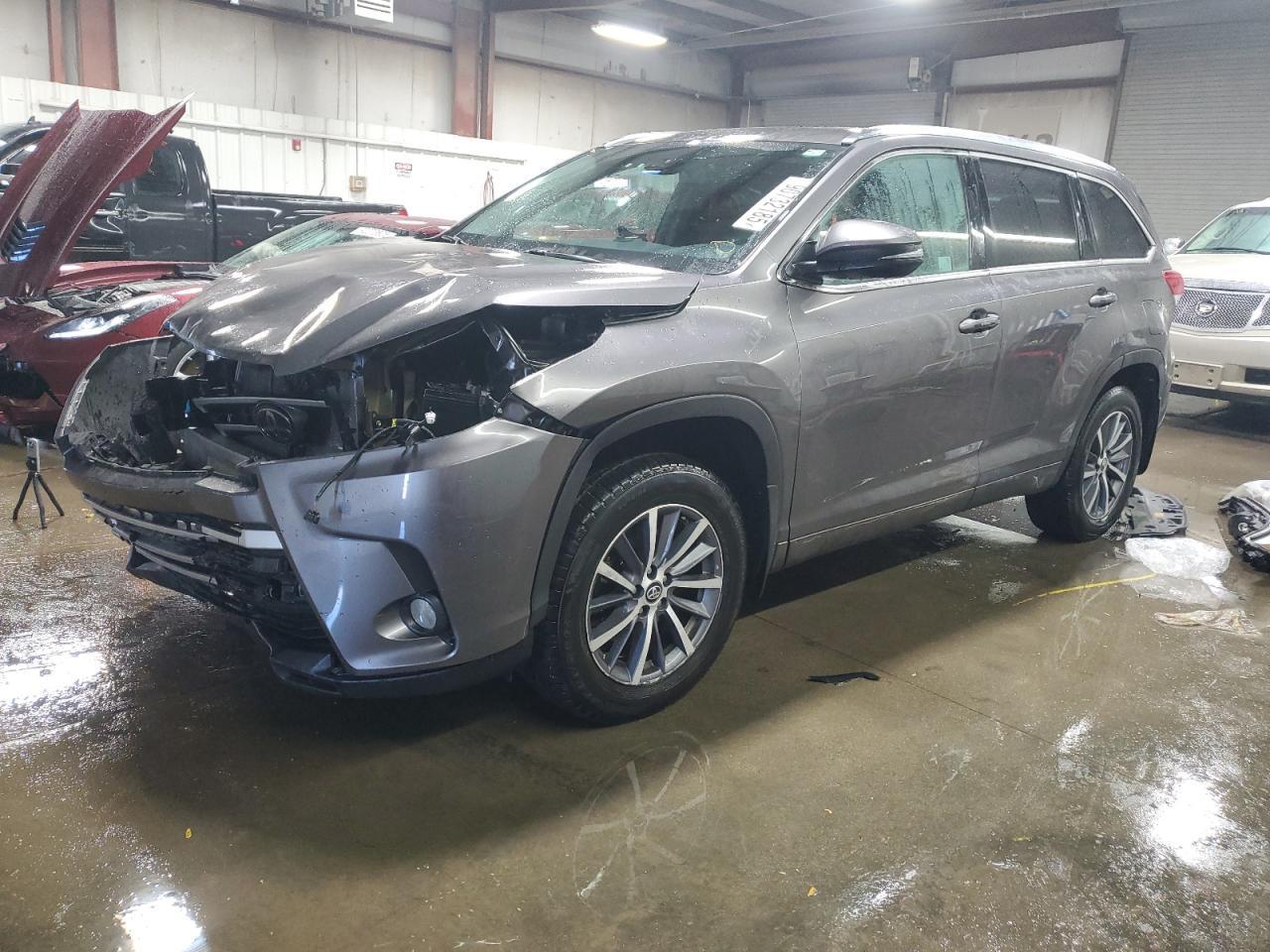 2018 TOYOTA HIGHLANDER