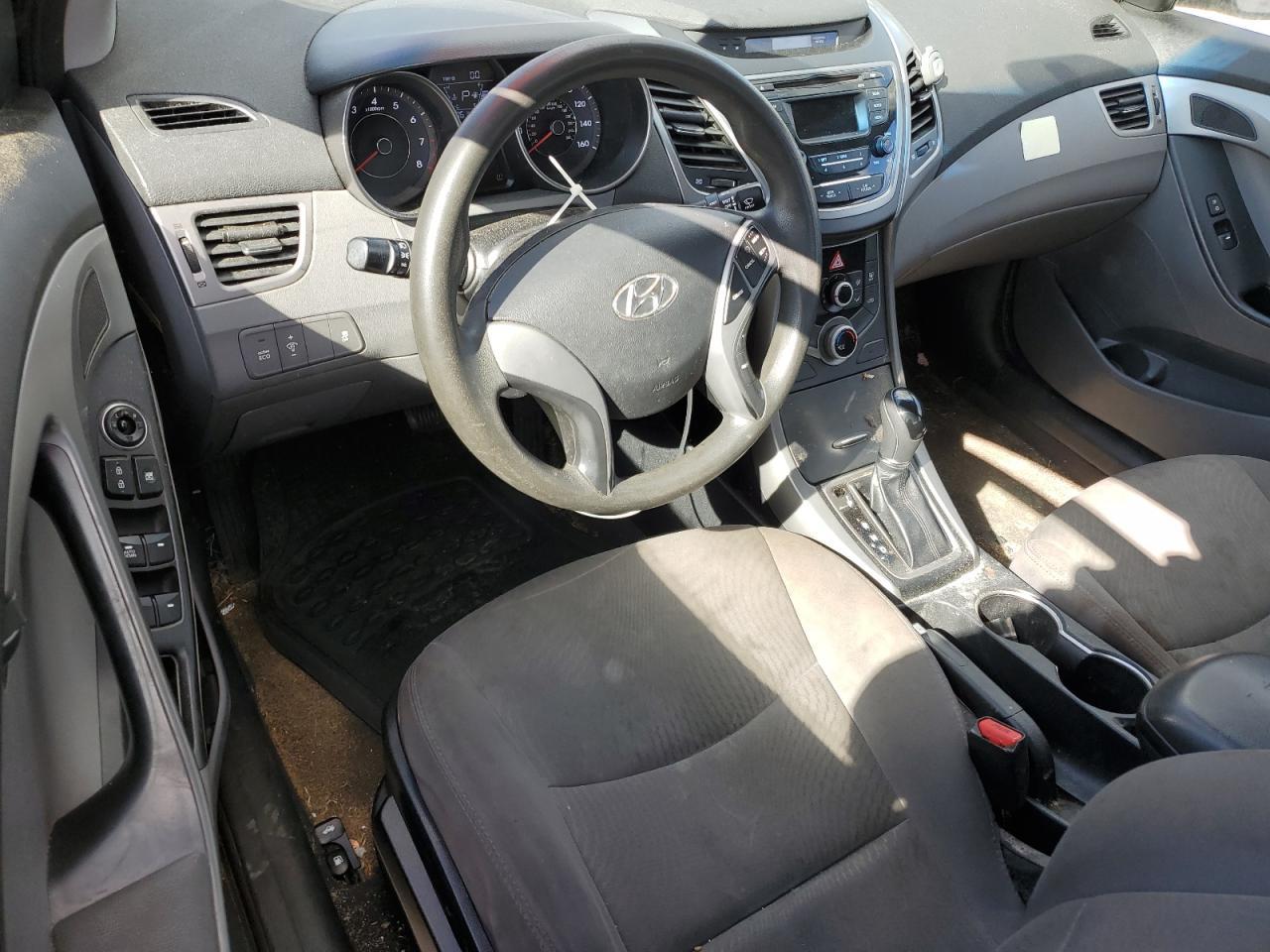 2016 HYUNDAI ELANTRA