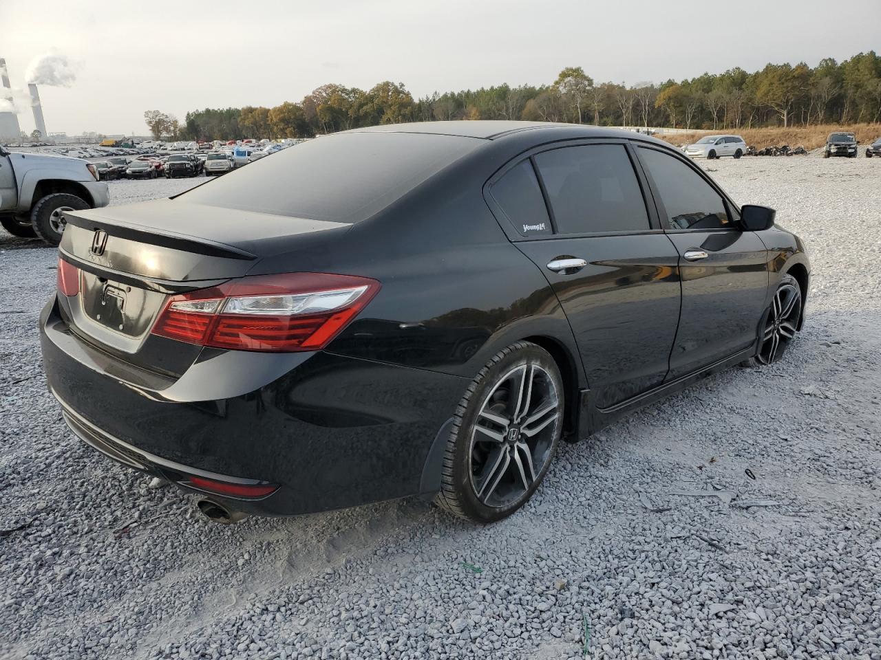 2016 HONDA ACCORD
