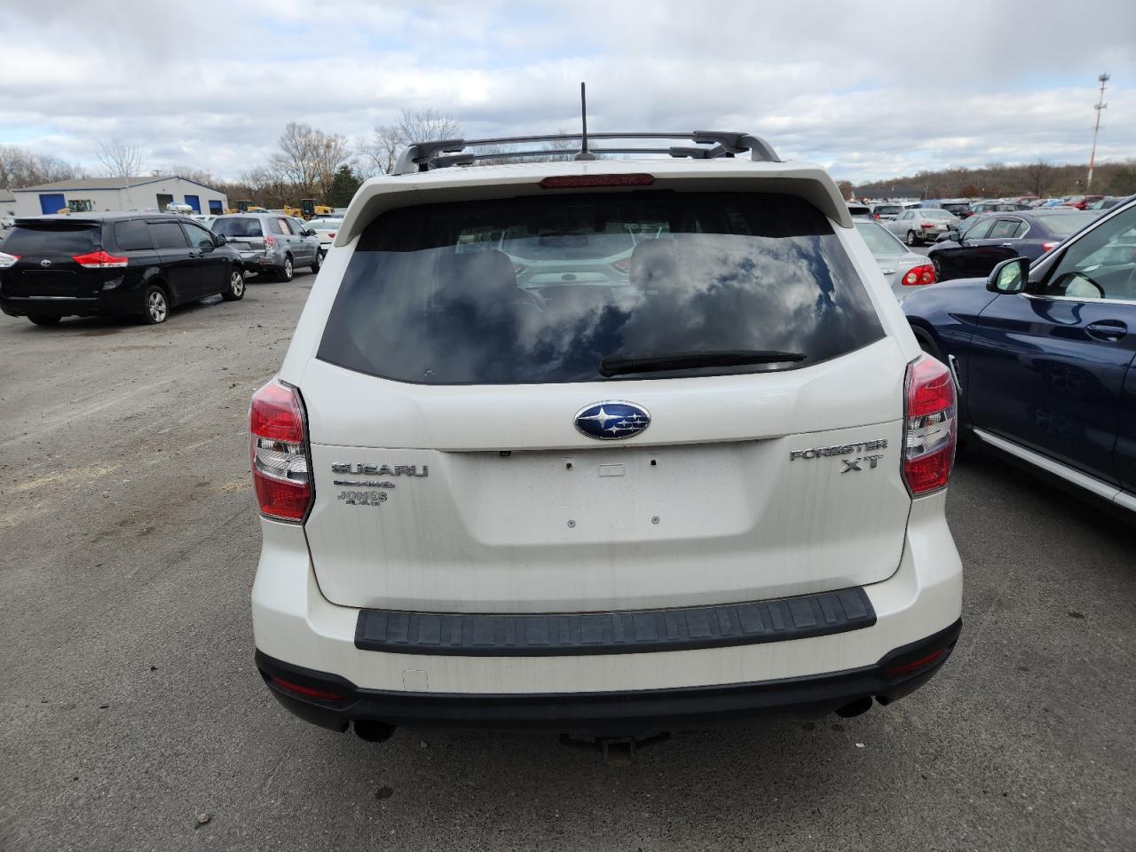 2015 SUBARU FORESTER