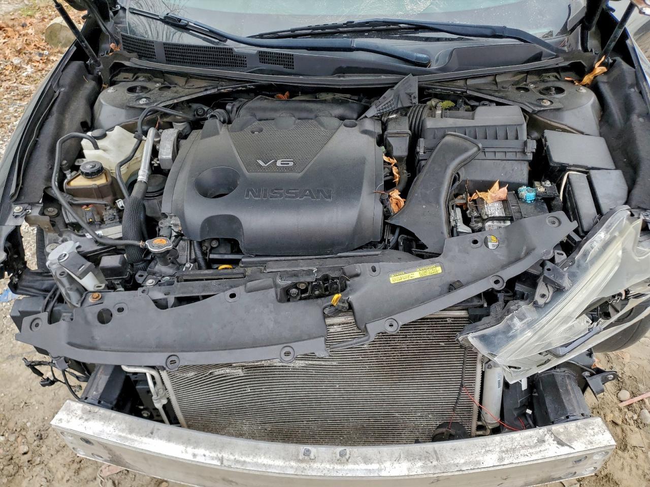 2016 NISSAN Maxima