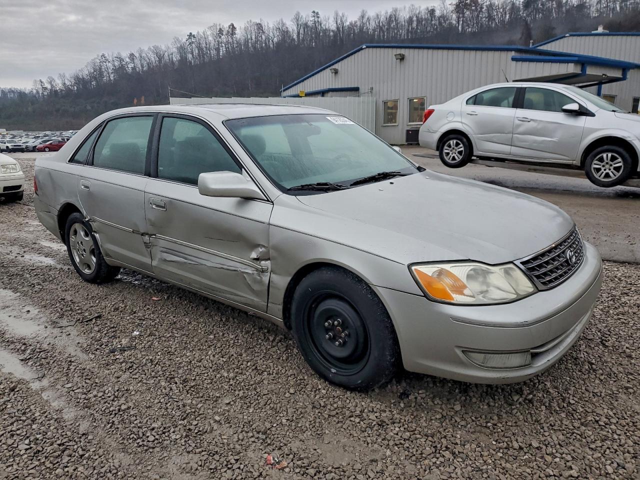 2004 TOYOTA Avalon