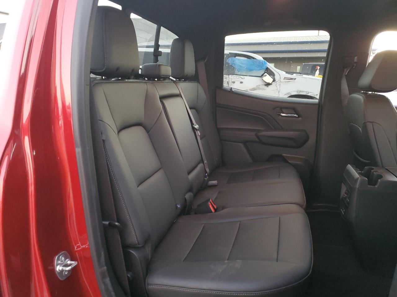2024 GMC CANYON