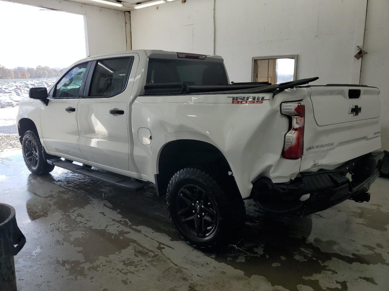2025 CHEVROLET Silverado