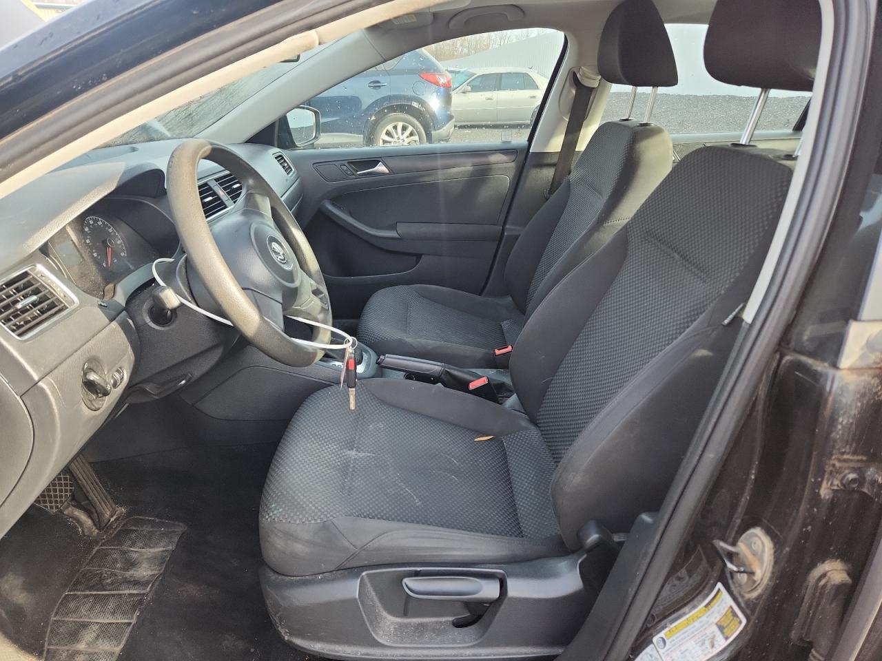 2012 VOLKSWAGEN JETTA