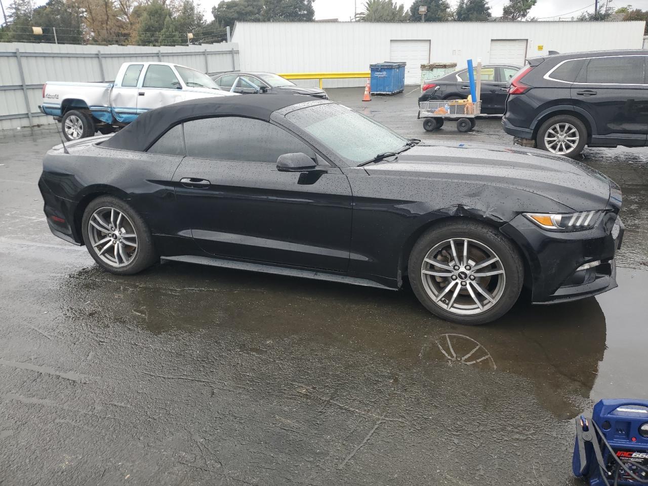 2017 FORD MUSTANG
