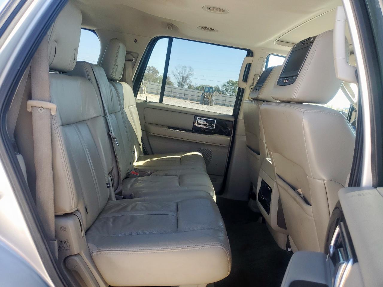 2015 LINCOLN Navigator