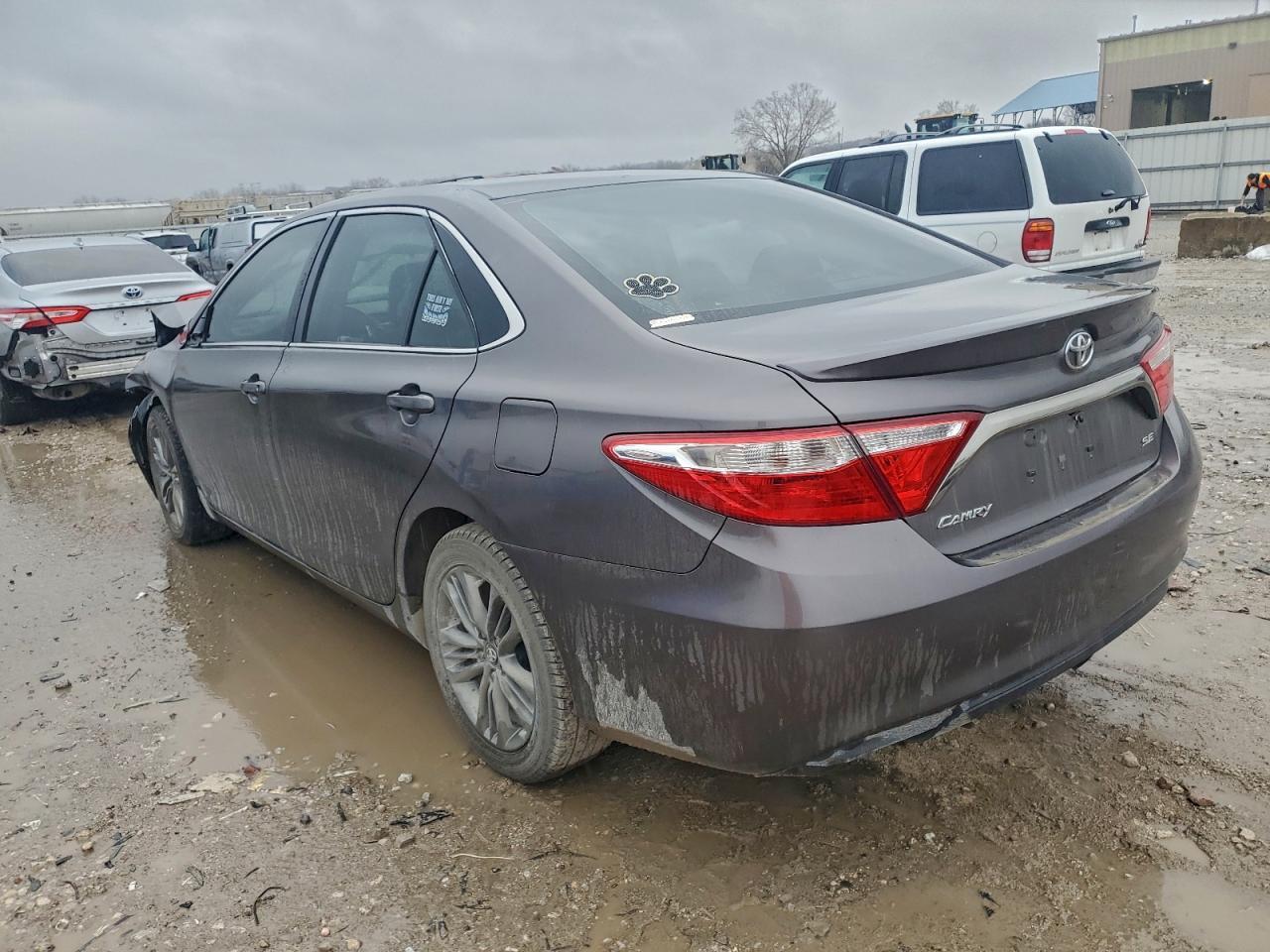 2017 TOYOTA CAMRY