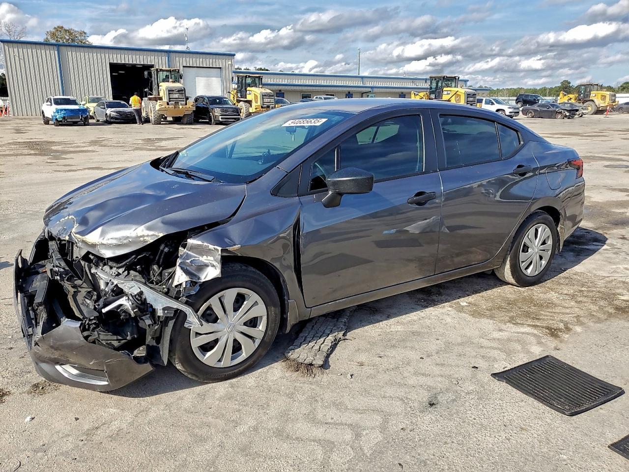 2024 NISSAN VERSA
